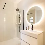 Modern 1br With Pool & Balcony