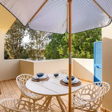 Lägenhet Modern 1br With Pool & Balcony *
