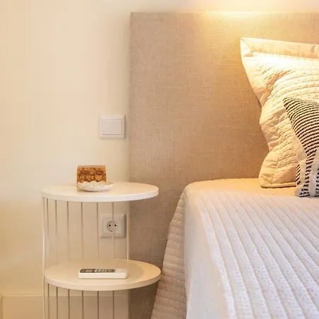Modern 1br With Pool & Balcony Lägenhet Alvor
